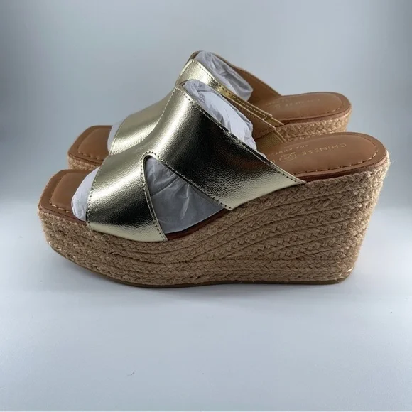 Chinese Laundry Next Door Wedge Sandal in Light Gold Metallic - Picture 3 of 5